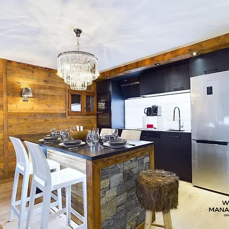 Chalet Chalet Renove 2022, 10 Pers, Parking, Poele, Skiroom, 3 Ch, Balcon - Fr-1-664-33 Courchevel