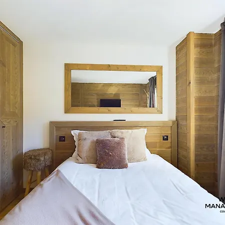 Chalet Renove 2022, 10 Pers, Parking, Poele, Skiroom, 3 Ch, Balcon - Fr-1-664-33 Chalet Courchevel